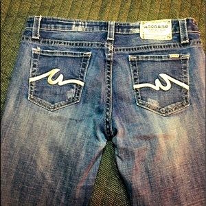Women’s skinny jeans